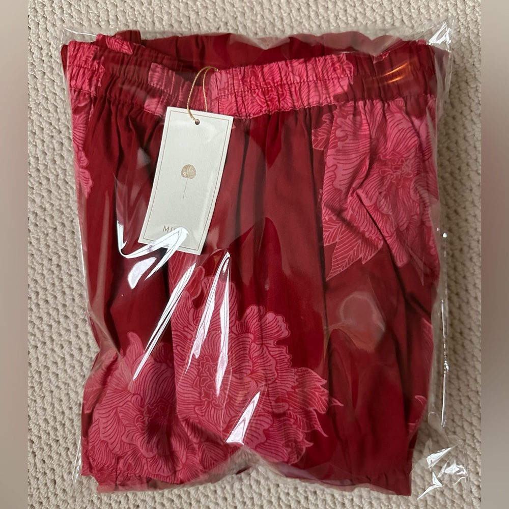 Mille Resort & Travel Paola Skirt. Crimson Floral. S. NWT. - Picture 9 of 9